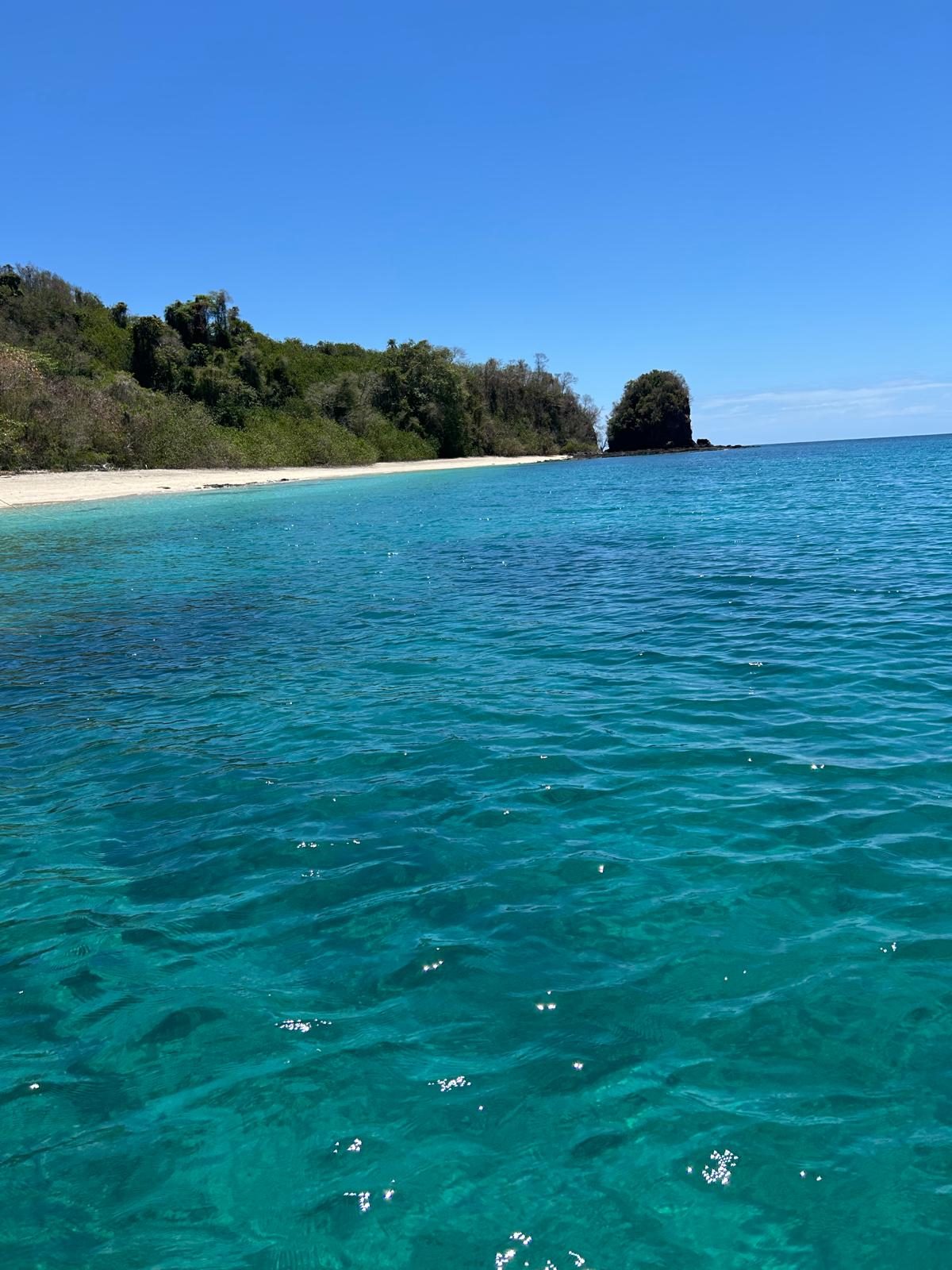 Snorkeling à Nosy Tany Kely — récif corallien intact